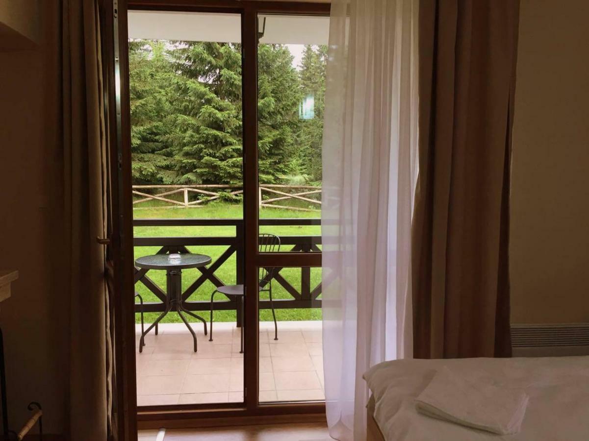 Northstar Ski Apartment In Mountain Lake Hotel Pamporovo Esterno foto
